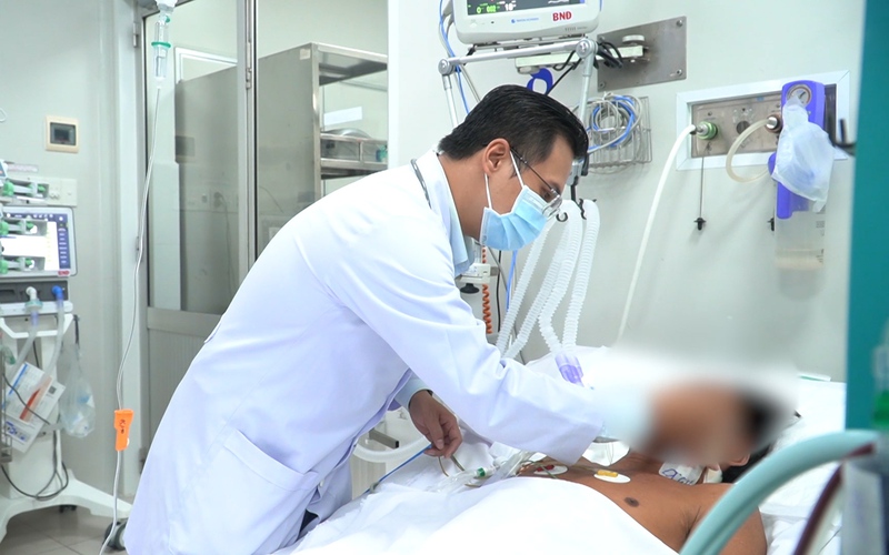 Vụ nghi ngộ độc sữa ở Tiền Giang: Bệnh nhân được ngưng lọc máu - Ảnh 1.