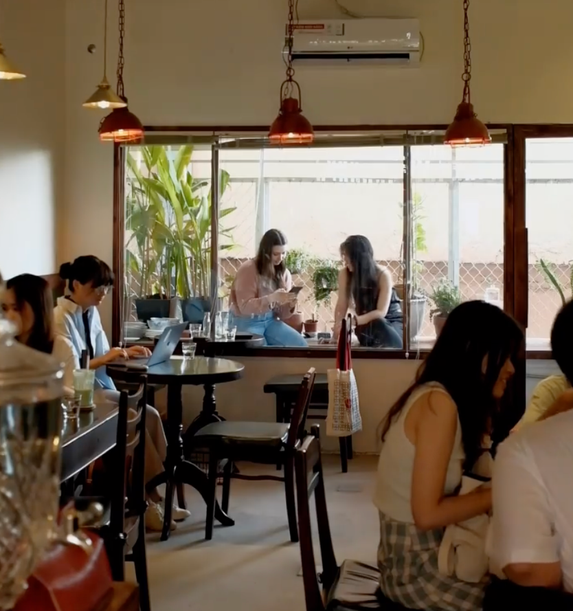 Tập hợp những quán cà phê được mệnh danh "xưởng deadline của người trẻ" tại TP.HCM và Hà Nội- Ảnh 16.